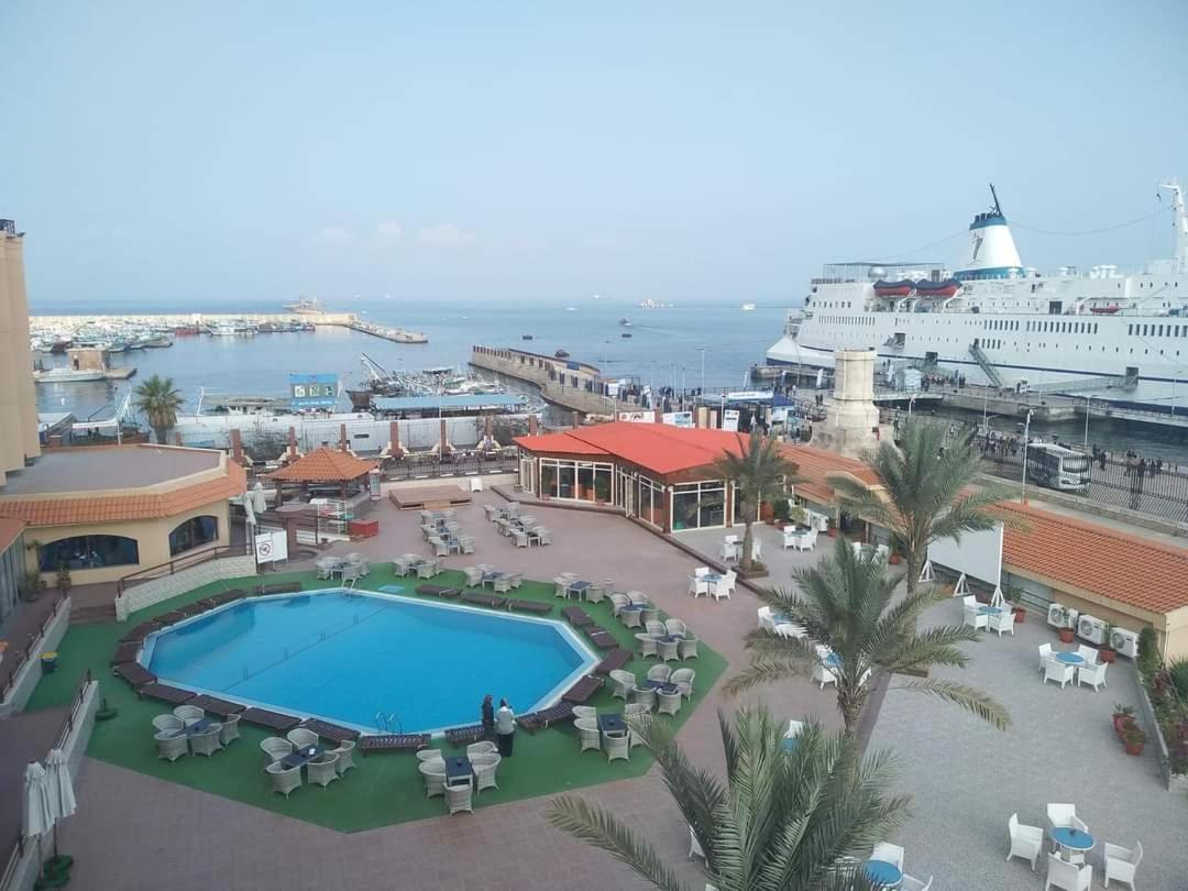 Resta Port Said Hotel Exterior foto